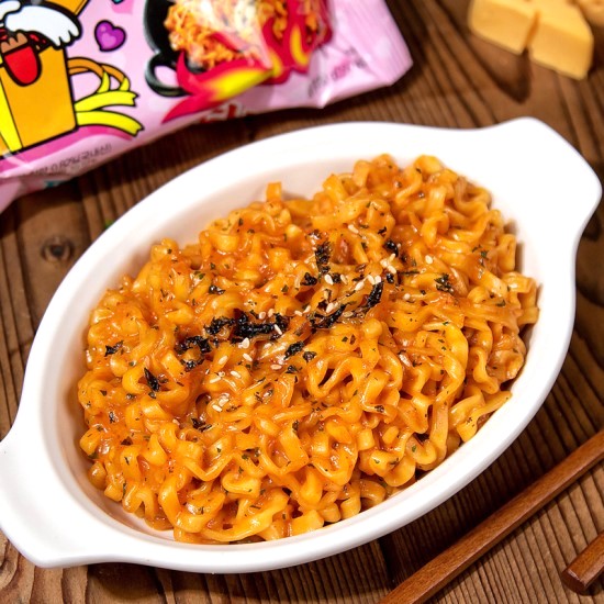 Samyang Καυτερά Noodles με Γεύση Carbonara Κοτόπουλο! 130γρ.