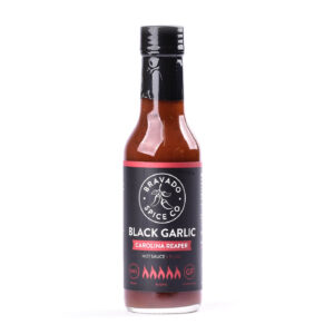 Bravado Καυτερή σάλτσα με μαύρο σκόρδο και Carolina Reaper - 147ml